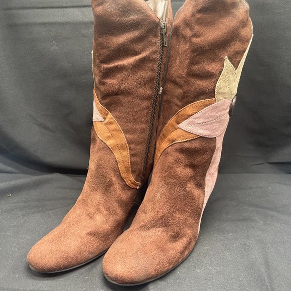 Vintage Women's Predictions Boho Suede Flower Side Zip boots size 9.5 - Picture 2 of 7